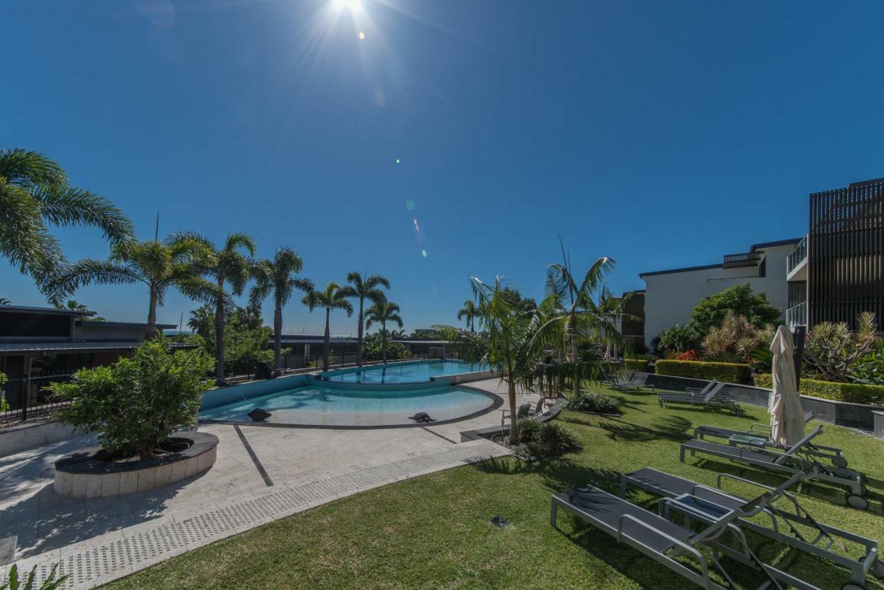 Three-Bedroom Apartment with Ocean View