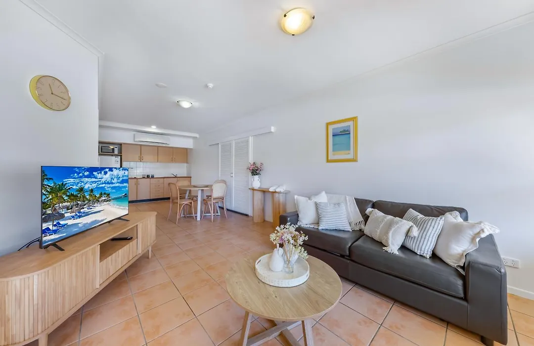 Shingley Poolside Retreat-1