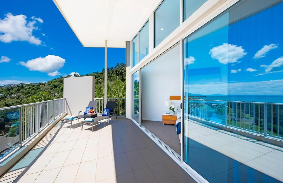 Sea Forever On Azure Seas - Airlie Beach-1