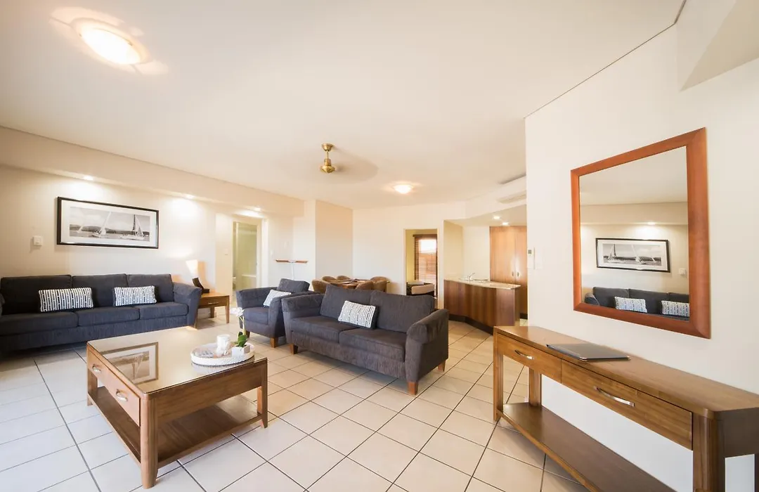 Portside Whitsunday Luxury Holiday Apartments-1