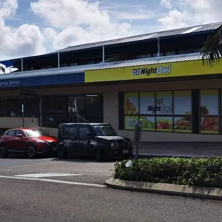 Heart Of Airlie Beach Apartment-2