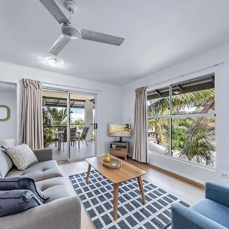 Casa Ava Airlie-3