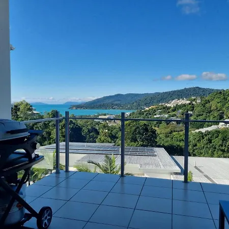 Coco 54 Airlie-2