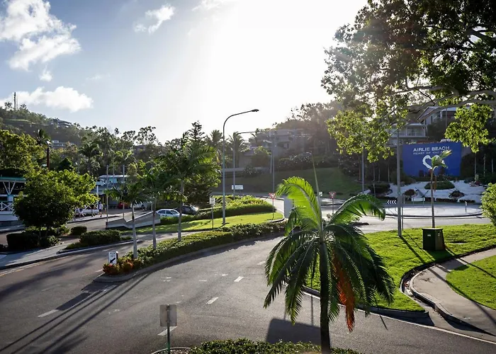 Heart Of Airlie Beach Apartment