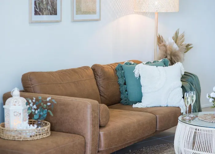 Bohemian Sunrise Apartment Airlie Beach