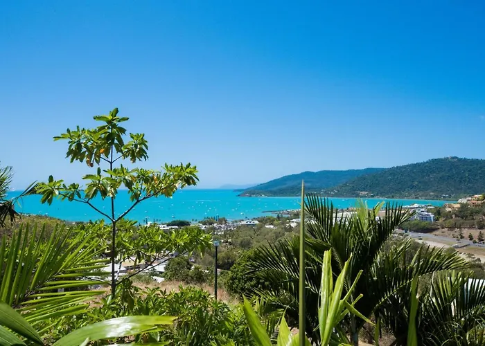 Bohemian Sunrise Apartment Airlie Beach