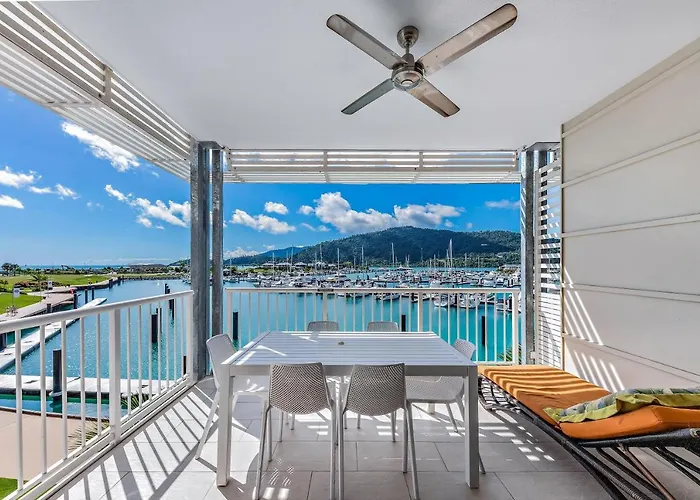 Seas The Day At The Marina Apartment Airlie Beach