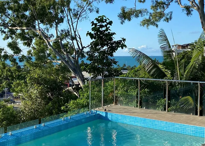 Fabulous 2 Bedroom With Private Pool Airlie Beach