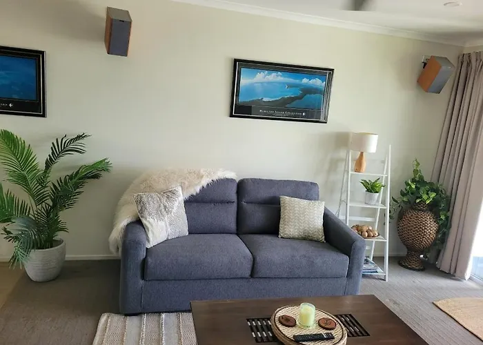 Watersons At Airlie Central Apartments Airlie Beach