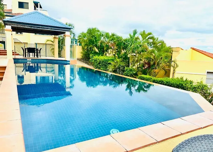 Beach Bliss Apartment- Seaviews-Wifi-Pool-Bbq Airlie Beach