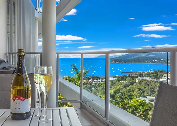 Serenity Views Airlie Beach