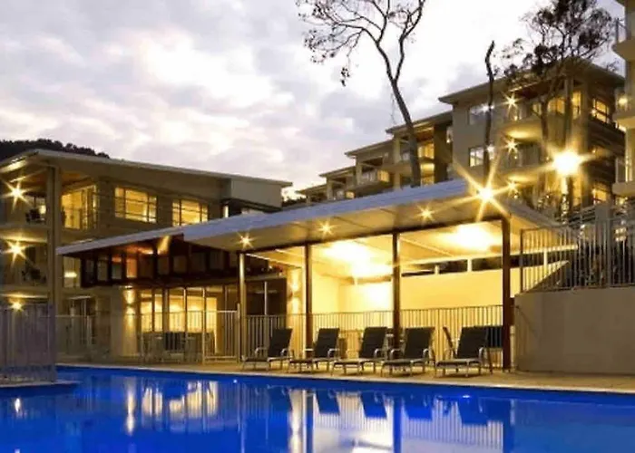 Whitsundays Ocean & Rainforest Views Airlie Beach