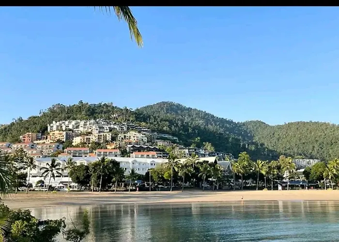 Belle Vue 12A Meaning Beautiful View Apartment Airlie Beach