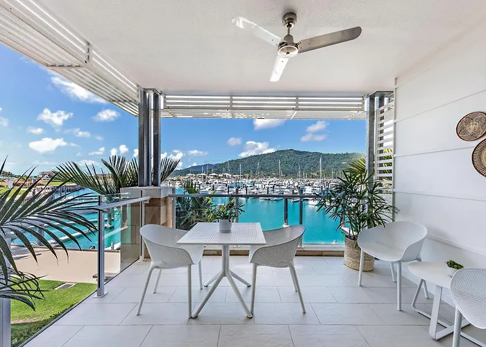 Airlie Breezes At The Boathouse Apartment Airlie Beach