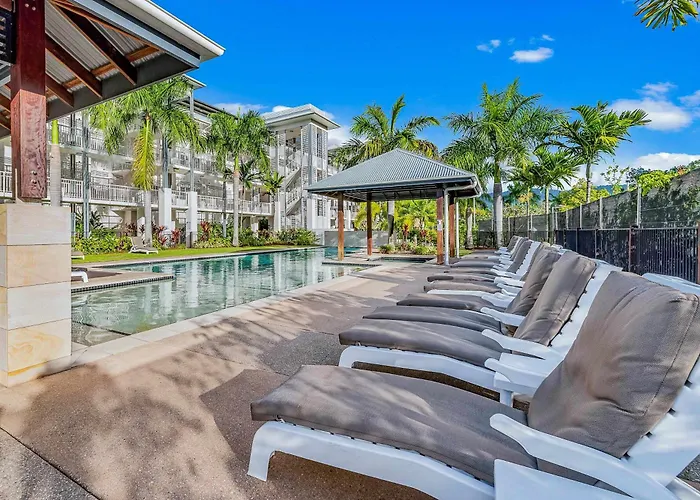 Uninterrupted Marina Viiews At Port Of Airlie Apartment Airlie Beach