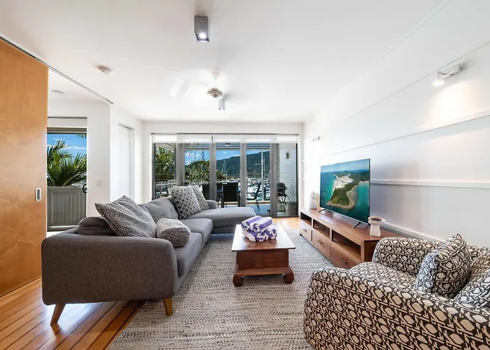 Marina Waterfront Living At Port Of Airlie Apartment Airlie Beach