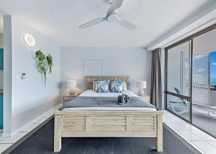 Ocean View Studio 49A Kids Stay Free Airlie Beach