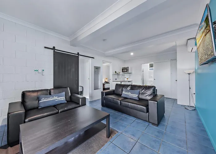 Airlie Sun & Sand Accommodation #3 Kids Stay Free Airlie Beach