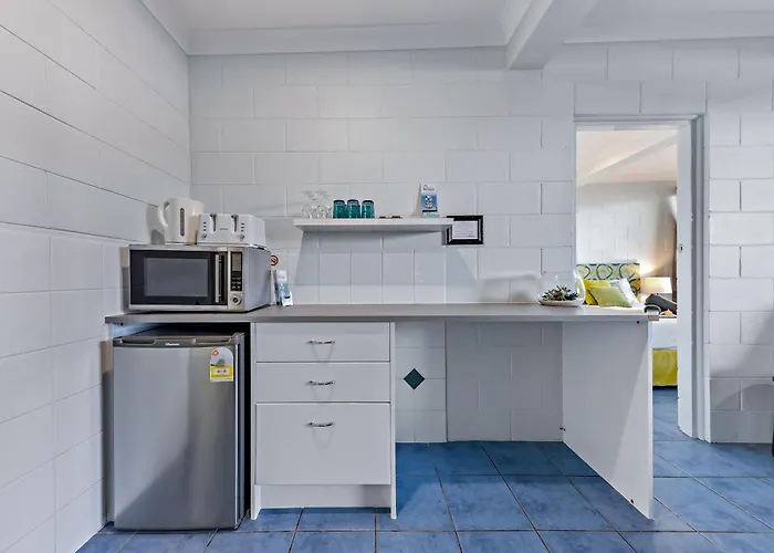 Airlie Sun & Sand Accommodation #2 Kids Stay Free Airlie Beach