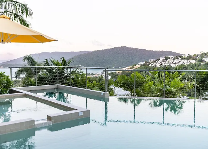 Coastal Calm At Searene Apartment Airlie Beach