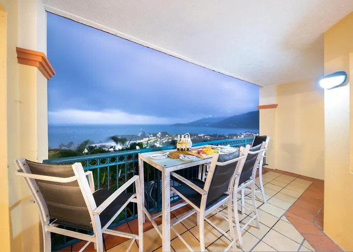 Point Break On Airlie Apartment Airlie Beach