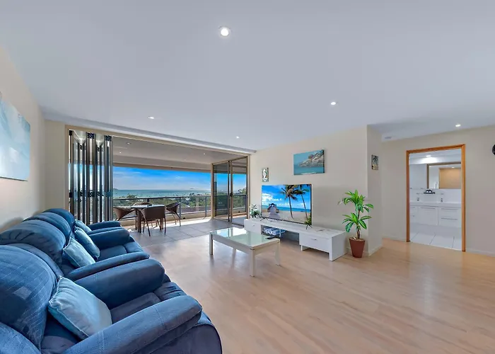 Getaway Ocean Views Kids Stay Free Airlie Beach