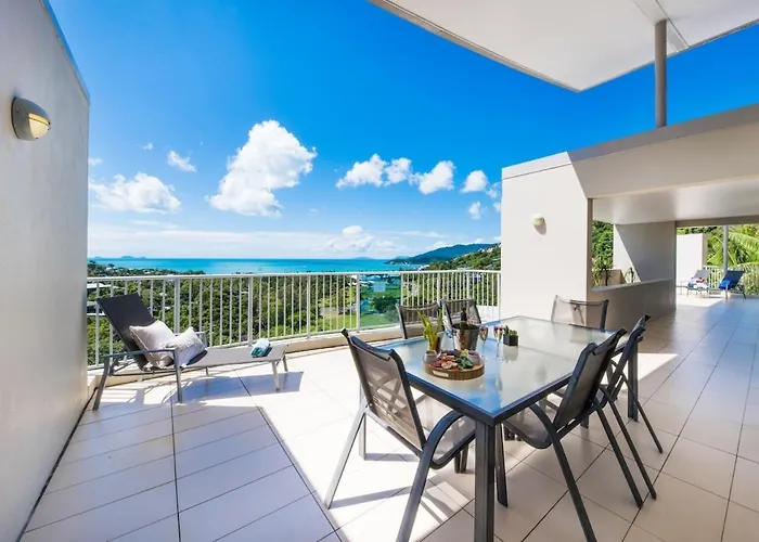 Sea Forever On Azure Seas - Airlie Beach