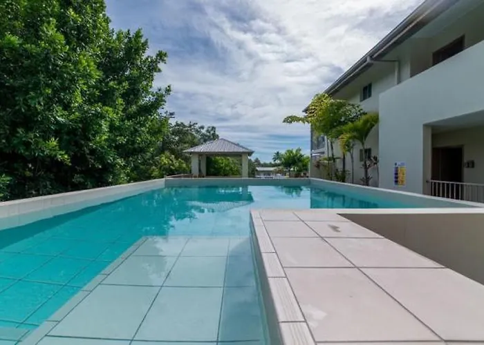 Watersons At Airlie Central Apartments Airlie Beach